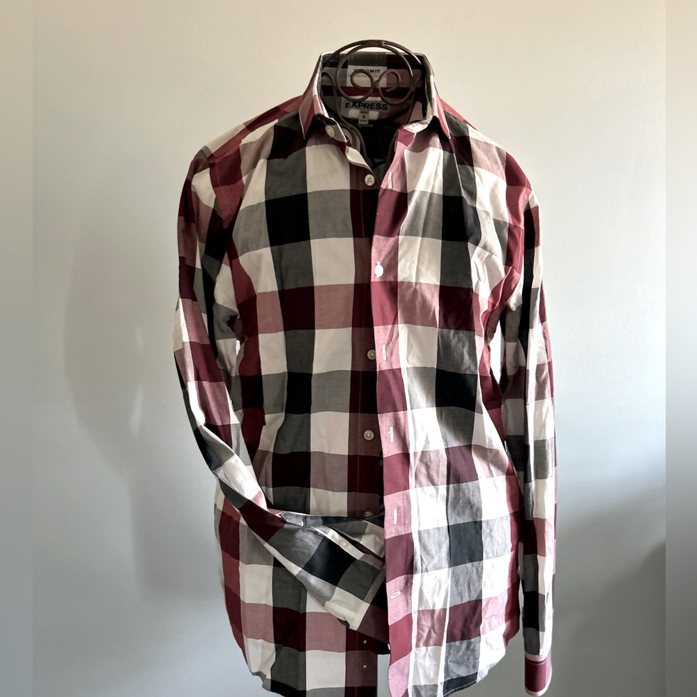 EXPRESS Mens EXTRA SLIM Dress Shirt size Med Black & Maroon check